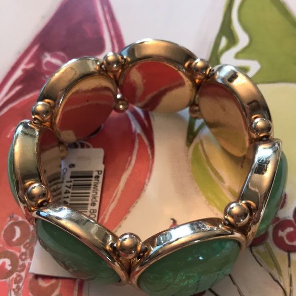 Periwinkle by Barlow stretch bracelet. New with tag. - Picture 6 of 9